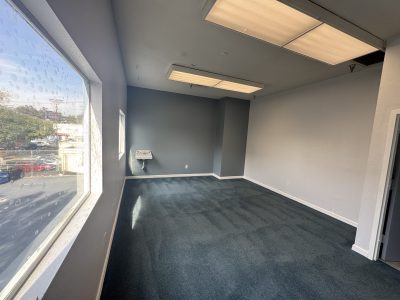 Canoga Window _Sink Unit 3rd floor