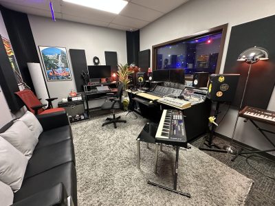 Lockout music recording