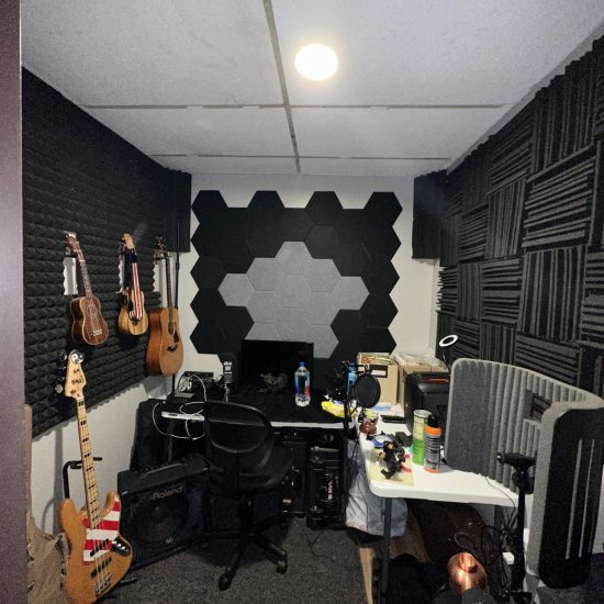 Rehearsal & Practice Studio for Bands - Lockout Music Studios Ontario